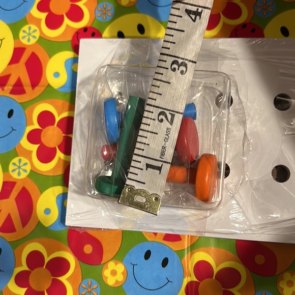 New Target White Peg Board w/ Four Colorful Pegs - Picture 6 of 7